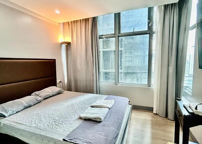 Prime Makati Near Poblacion & Malls *
